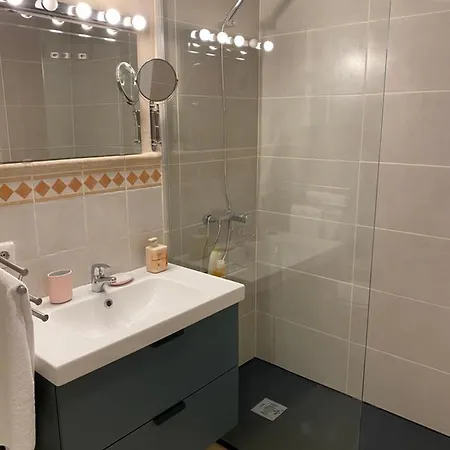 Parque Alameda Appartement *