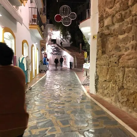 Parque Alameda アパート