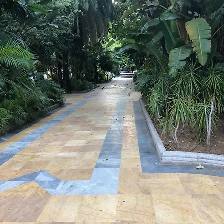 Parque Alameda アパート マルベーリャ